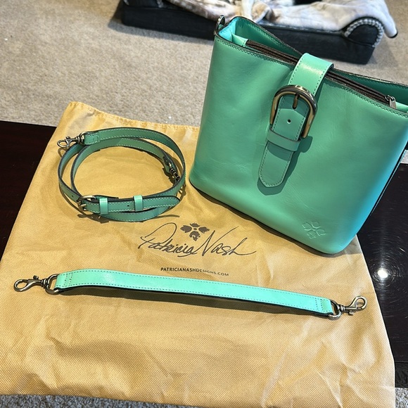 Patricia Nash Crossbody/Shoulder Bag - Picture 16 of 16